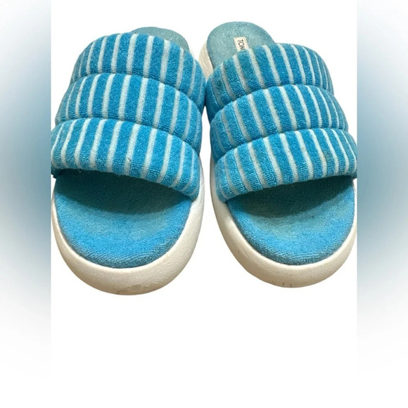 TOMS Mules 'ALPARGATA MALLOW SLIDE' in Light Blue terry cloth - Picture 5 of 8